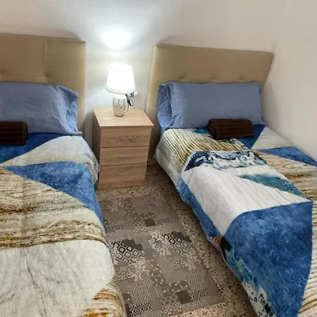 Parra Y Garaje, Apartamento